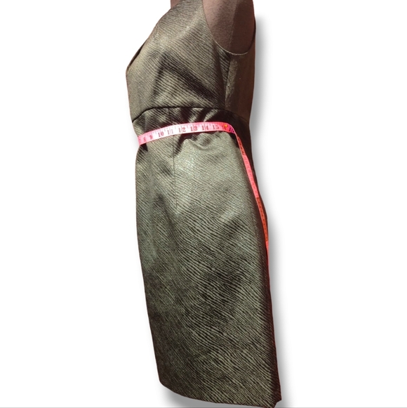 Classic vintage Black Midi dress. Size 8. - Picture 8 of 13